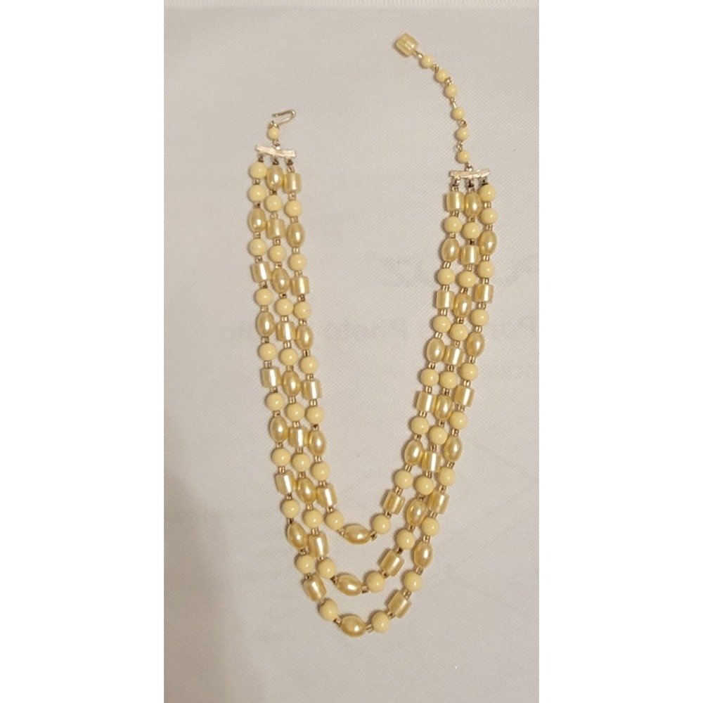 VINTAGE JAPAN 3 STRAND LEMON YELLOW WITH FAUX PEARL 17" BEADED‎ NECKLACE - NICE